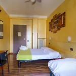 Hotel America